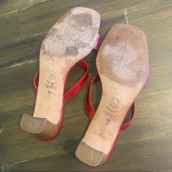 Brighton Red Terry Croc Embossed Leather Square Toe Sandals 90's Y2K Cherry - Picture 7 of 7